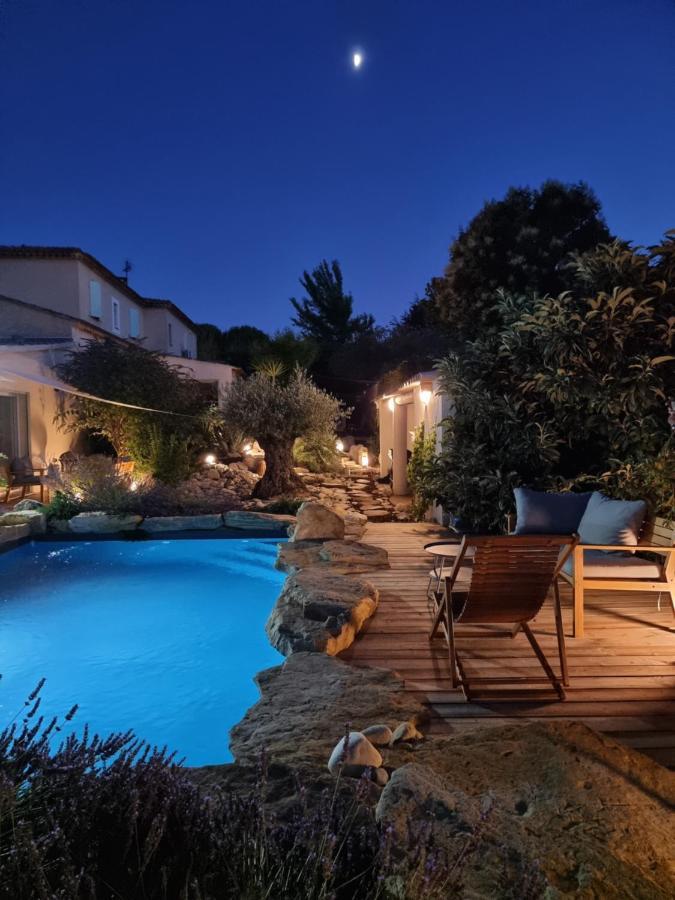 Une Oasis Au Pays De Cezanne Aix-en-Provence Buitenkant foto